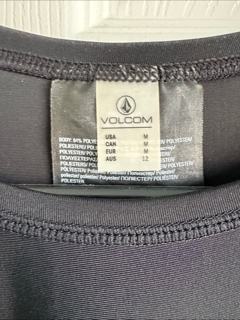 Volcom Hawaii Long Sleeve Rashguard - Picture 3 of 5